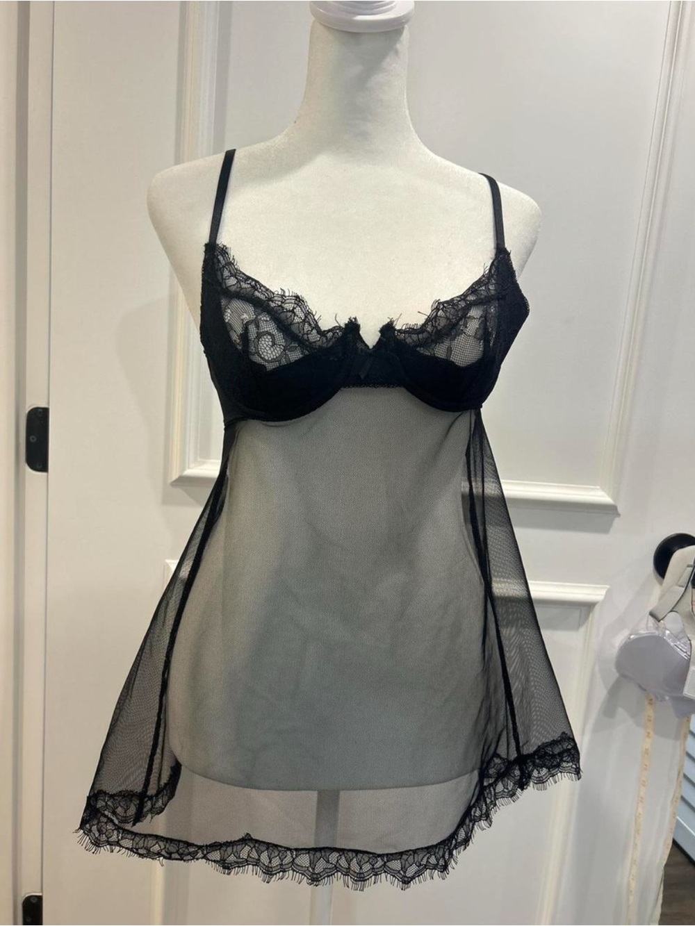 Victoria's Secret Black Lace & Mesh Babydoll Chemise